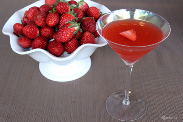 Strawberry Bee's Knees Cocktail recipe