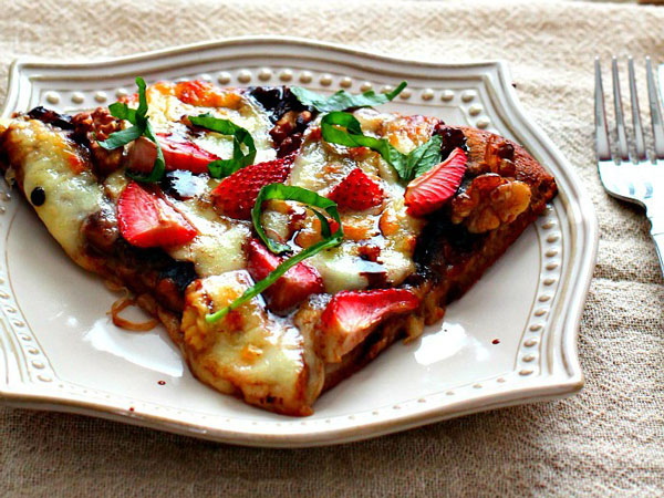 Balsamic Strawberry Walnut Pizza with Fresh Mozzarella and Basil by soni's food